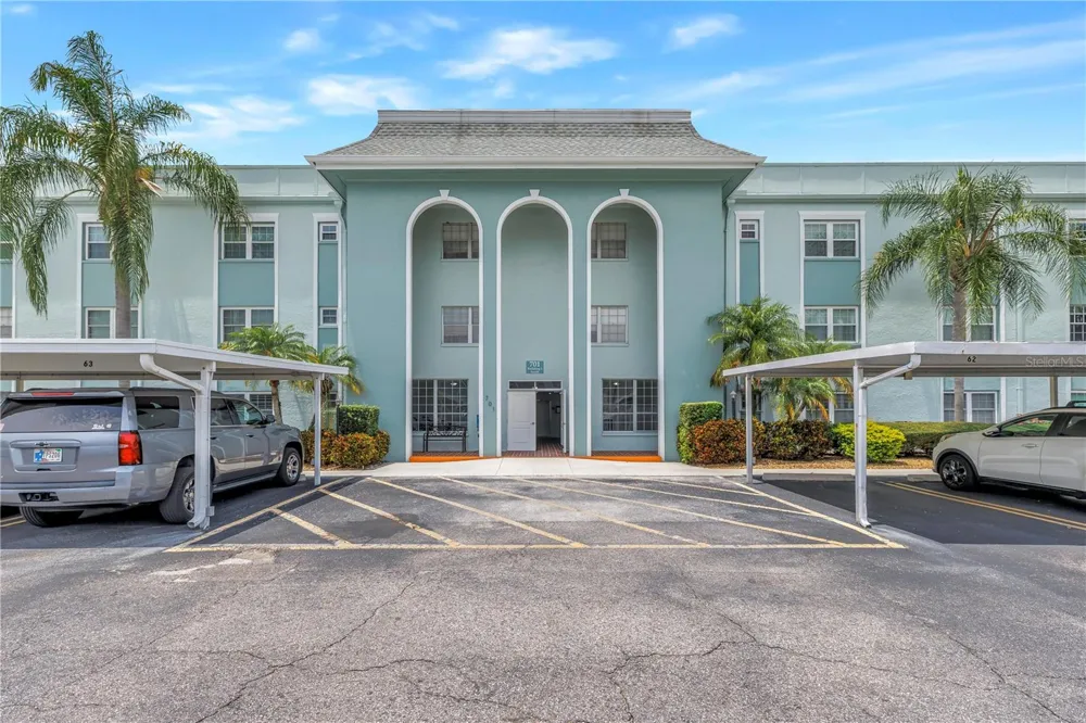 701 POINSETTIA ROAD #116 Belleair, FL 33756