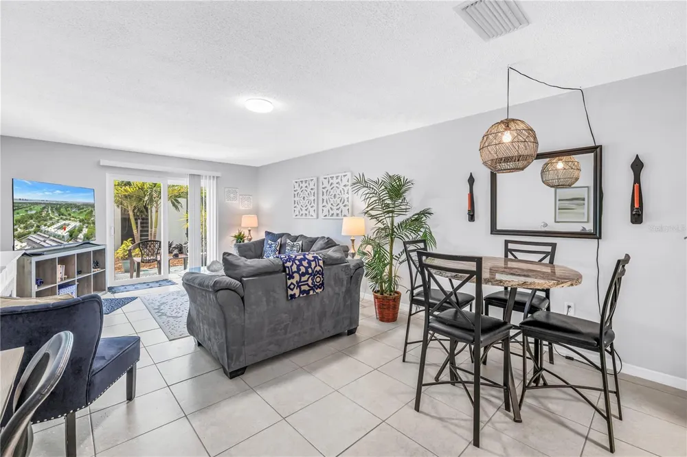 701 POINSETTIA ROAD #116 Belleair, FL 33756