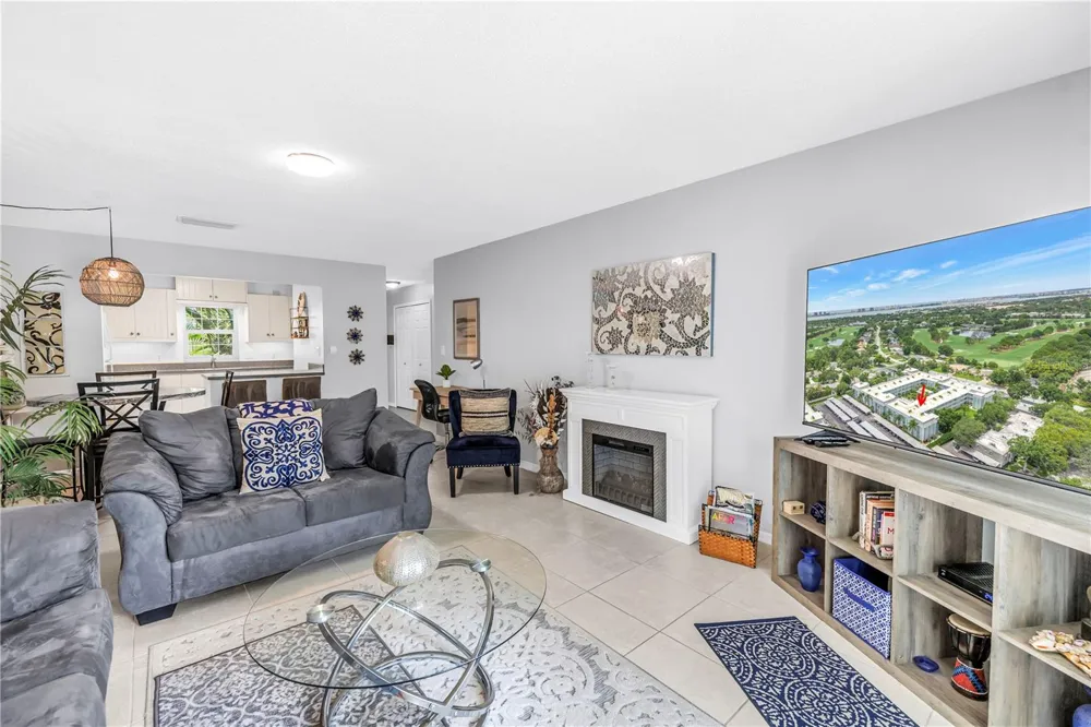 701 POINSETTIA ROAD #116 Belleair, FL 33756