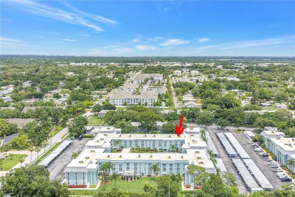 701 POINSETTIA ROAD #116 Belleair, FL 33756