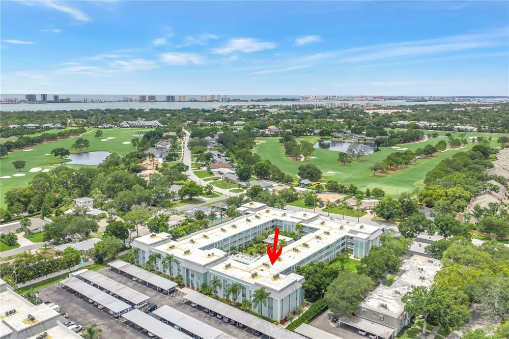 701 POINSETTIA ROAD #116 Belleair, FL 33756