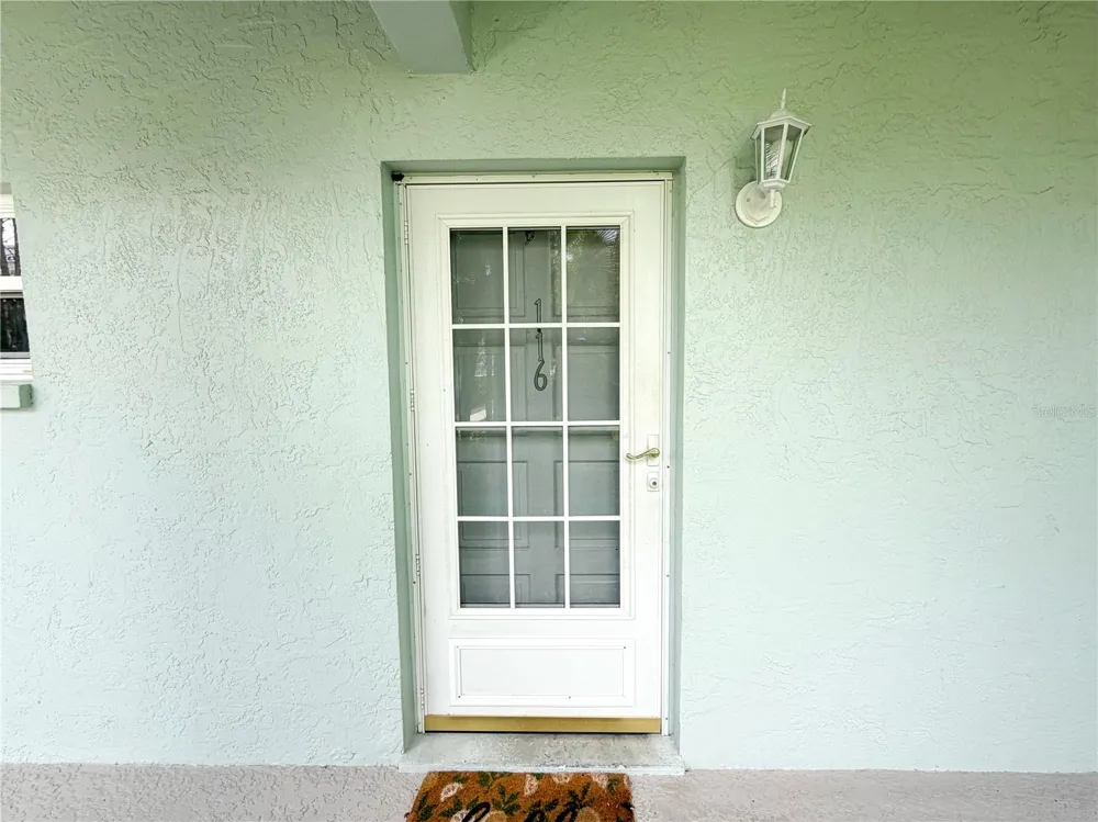 701 POINSETTIA ROAD #116 Belleair, FL 33756