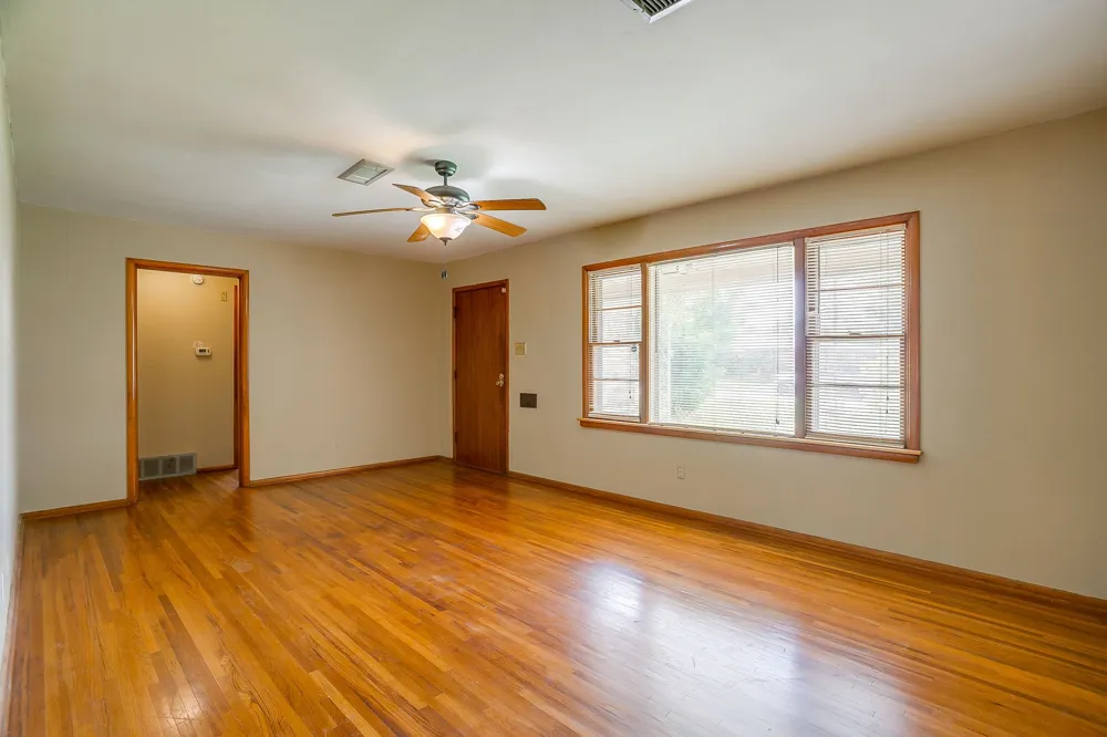 601 Perry Drive White Settlement, TX 76108
