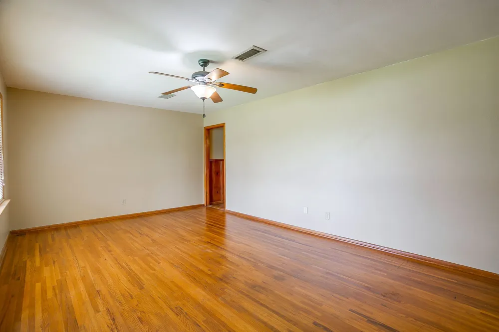 601 Perry Drive White Settlement, TX 76108