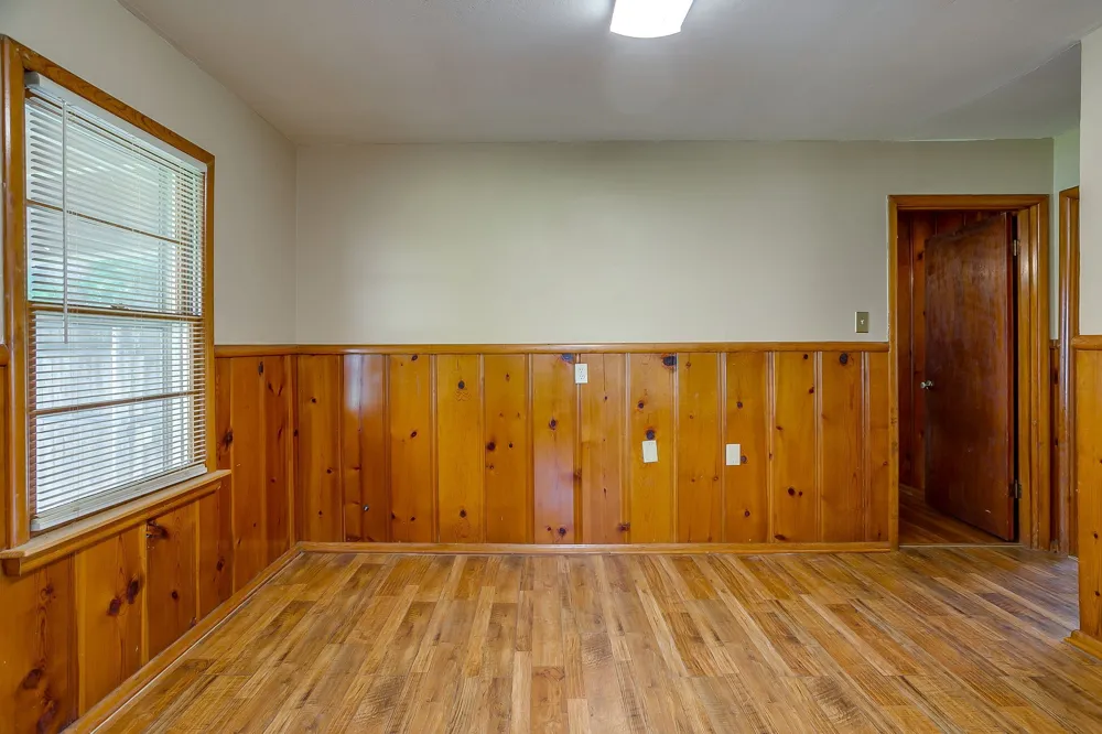 601 Perry Drive White Settlement, TX 76108