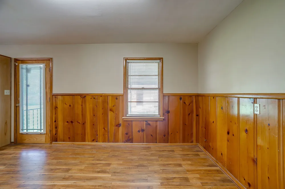 601 Perry Drive White Settlement, TX 76108