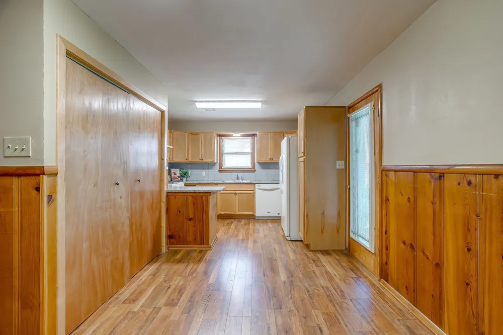 601 Perry Drive White Settlement, TX 76108
