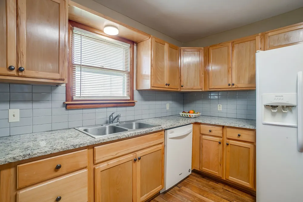 601 Perry Drive White Settlement, TX 76108