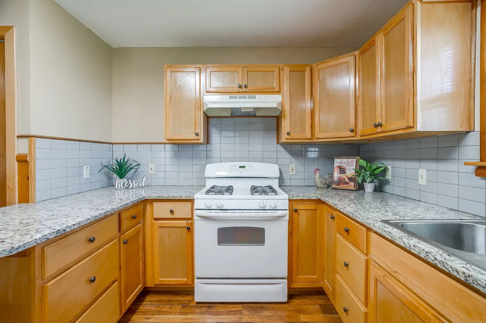 601 Perry Drive White Settlement, TX 76108