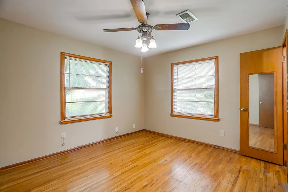 601 Perry Drive White Settlement, TX 76108