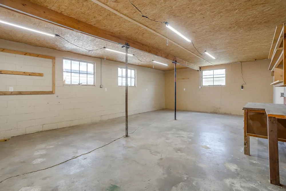 601 Perry Drive White Settlement, TX 76108