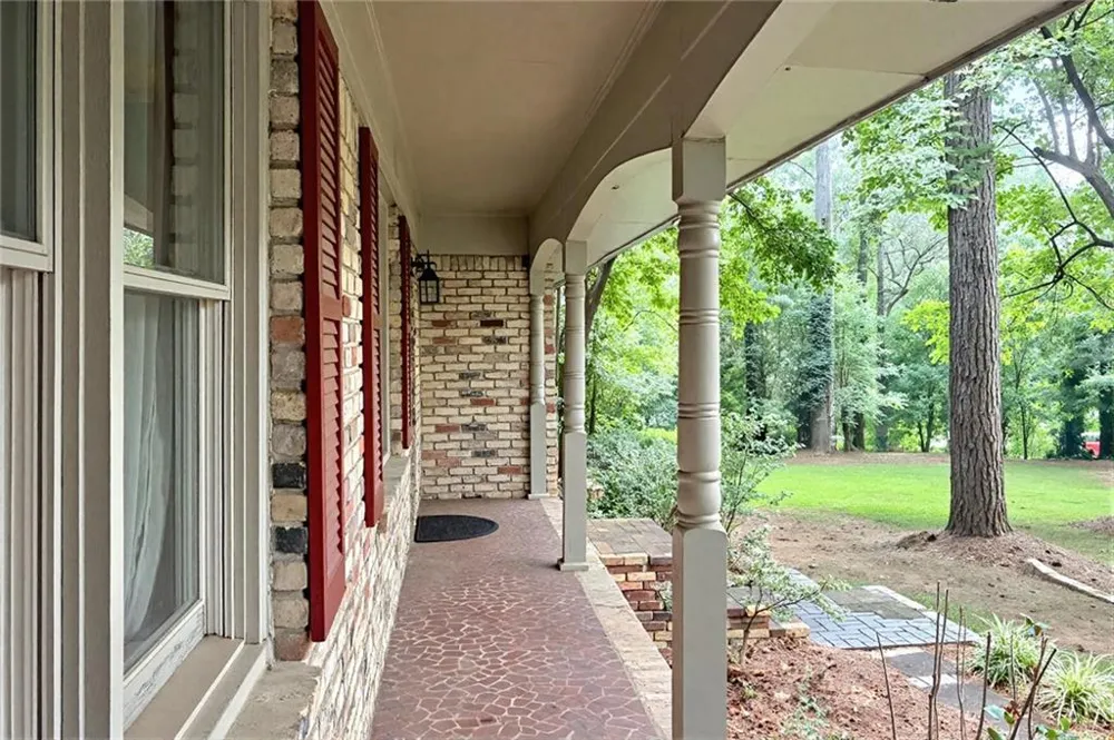 5580 Leather Stocking Lane Smoke Rise, GA 30087