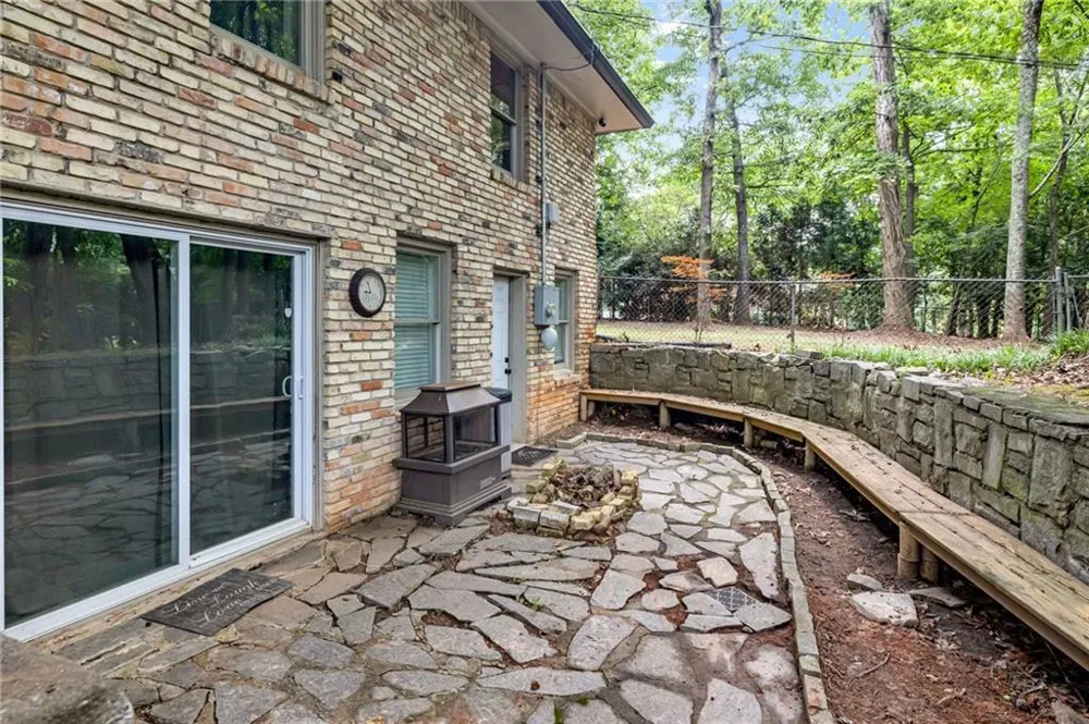 5580 Leather Stocking Lane Smoke Rise, GA 30087