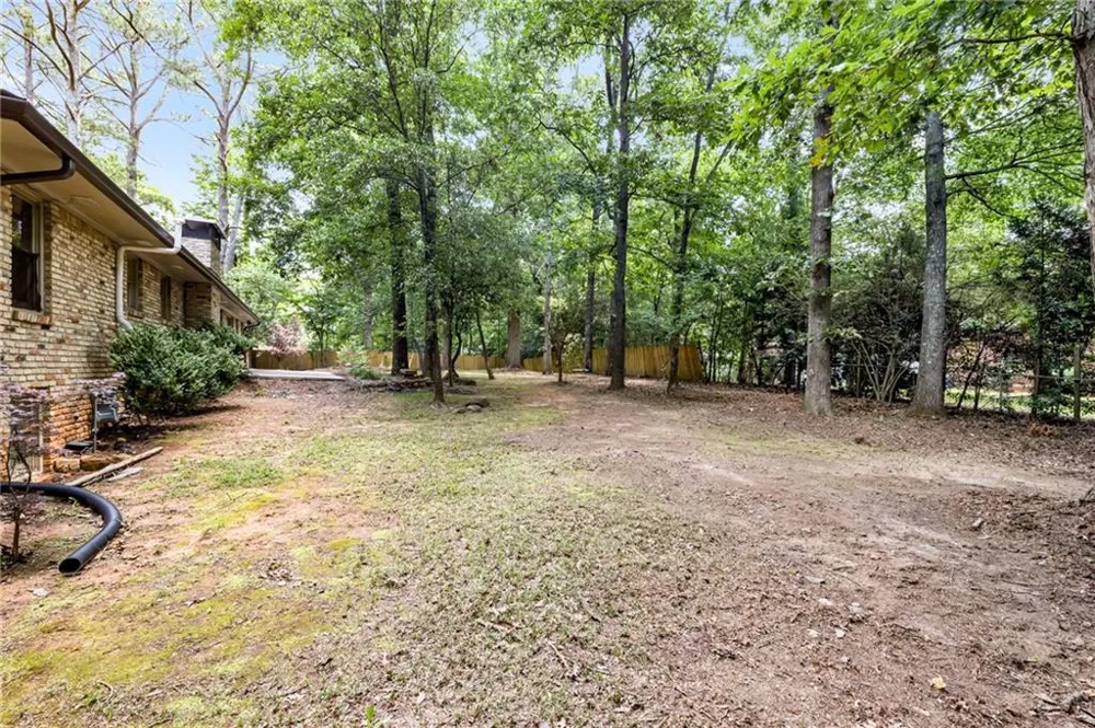 5580 Leather Stocking Lane Smoke Rise, GA 30087