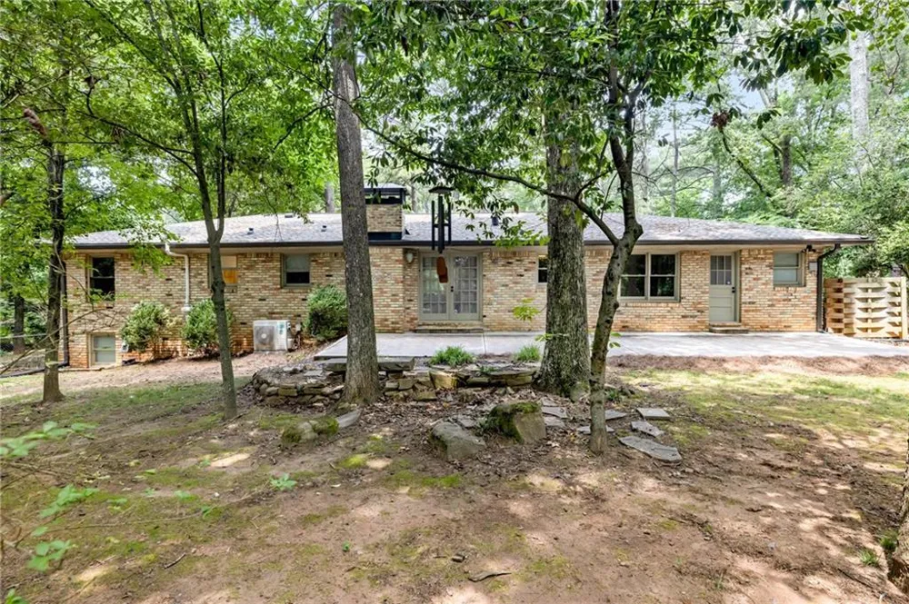 5580 Leather Stocking Lane Smoke Rise, GA 30087