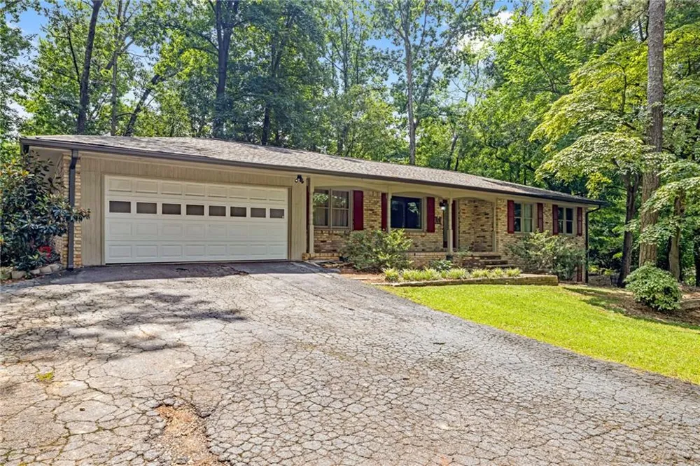 5580 Leather Stocking Lane Smoke Rise, GA 30087