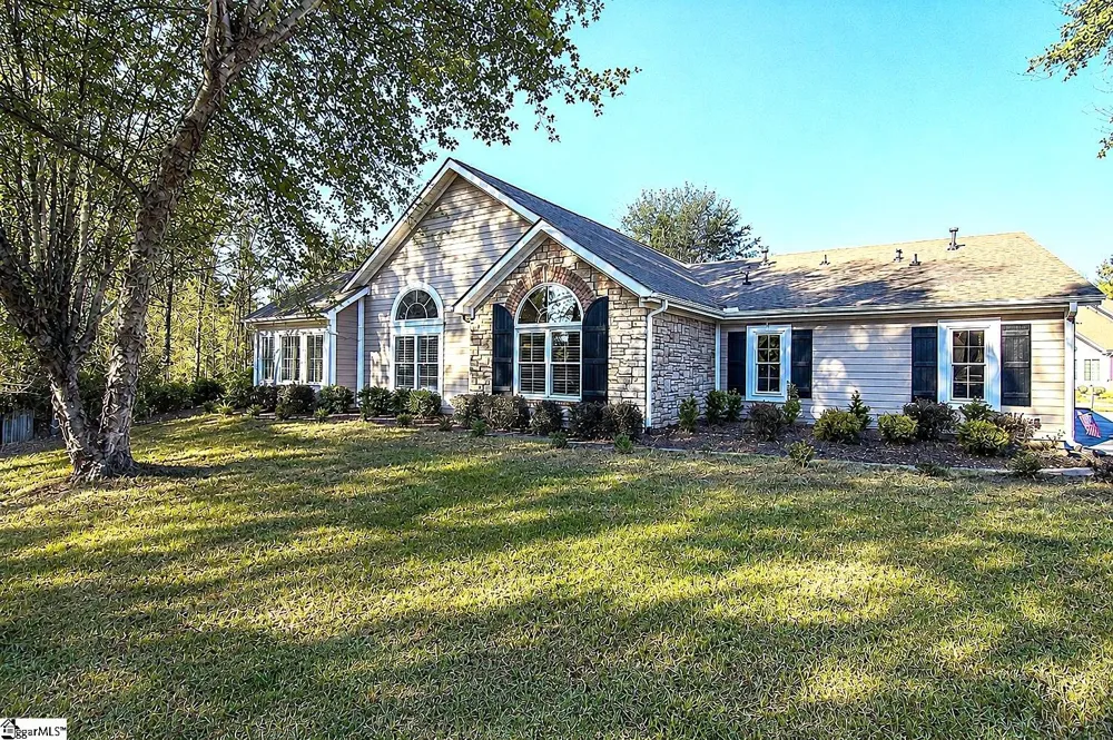 158 Grinders Circle Greer, SC 29650