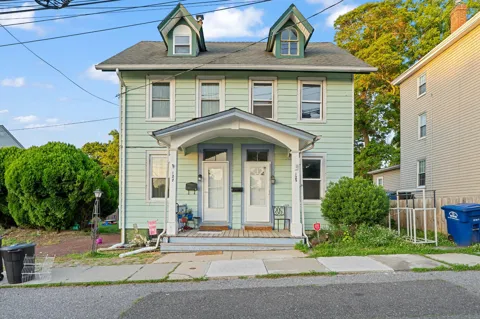 125 SCHOOLEY STREET