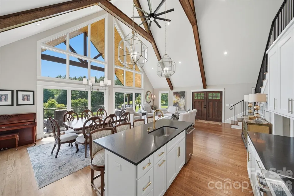 8788 Donald Barrier Street Newland, NC 28657