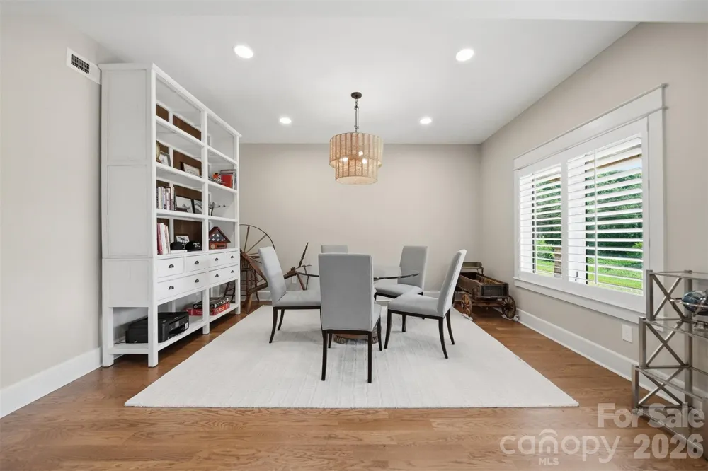 8788 Donald Barrier Street Newland, NC 28657