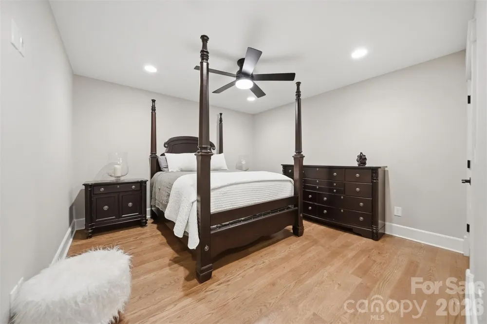 8788 Donald Barrier Street Newland, NC 28657