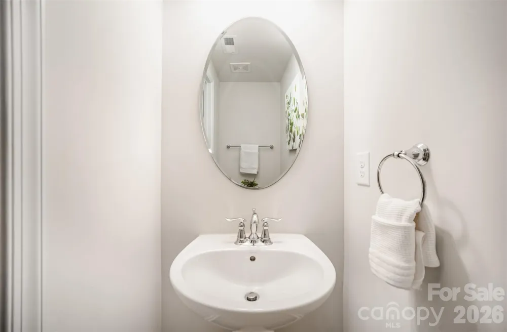 407 Park Meadows Drive Matthews, NC 28104