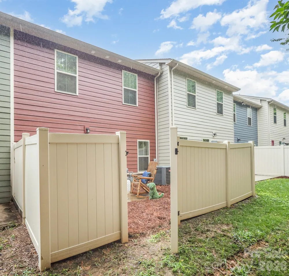 407 Park Meadows Drive Matthews, NC 28104