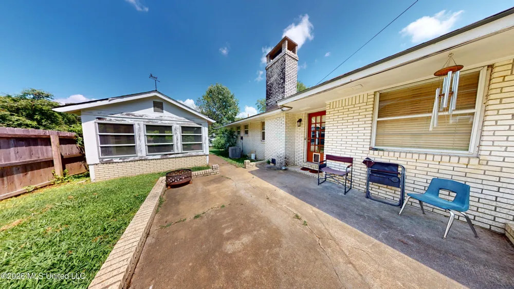 210 Porter Street Senatobia, MS 38668