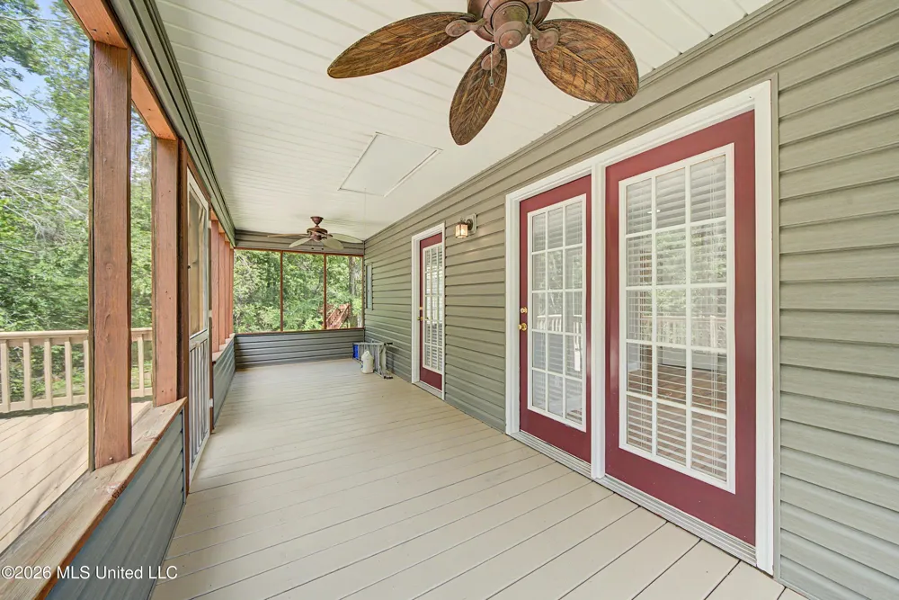 19 Frank Iuka, MS 38852