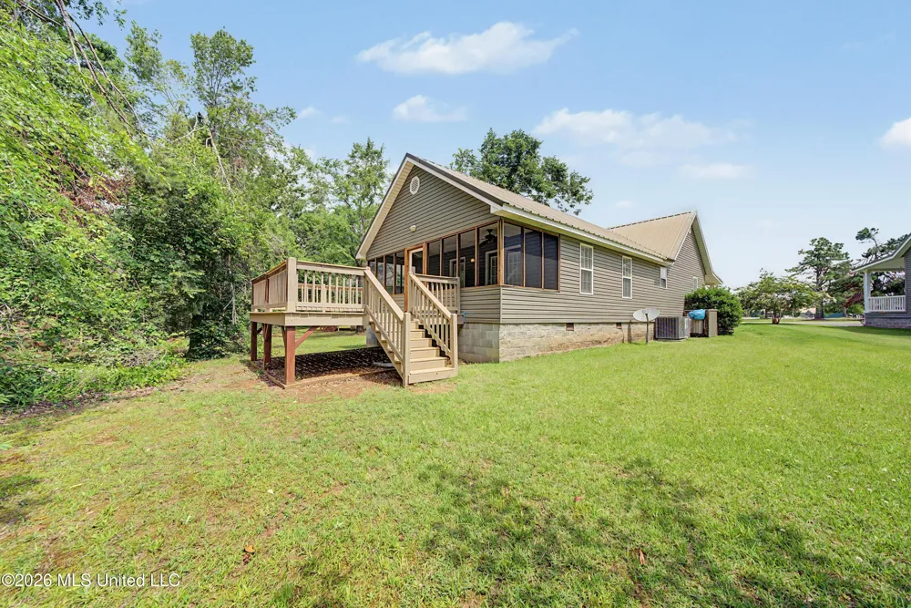 19 Frank Iuka, MS 38852