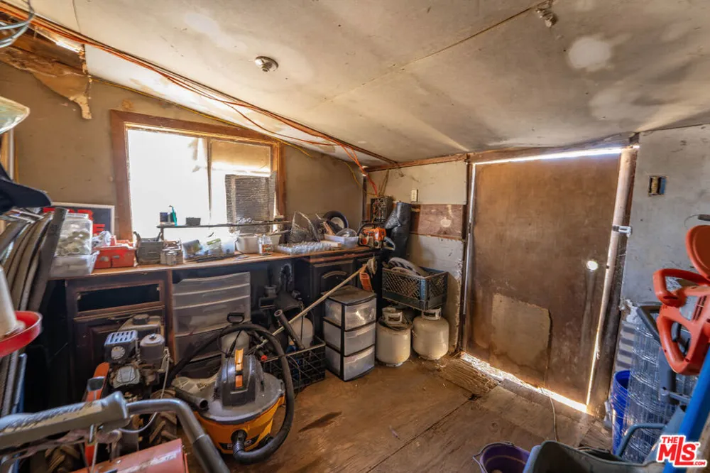 4916 Happy Valley Road Anderson, CA 96007