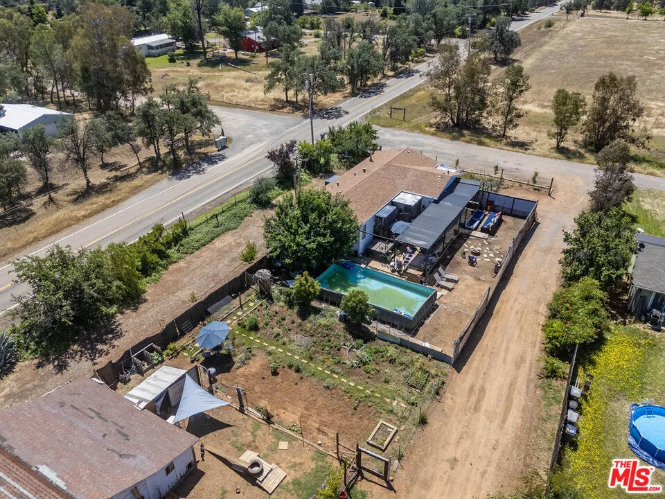 4916 Happy Valley Road Anderson, CA 96007