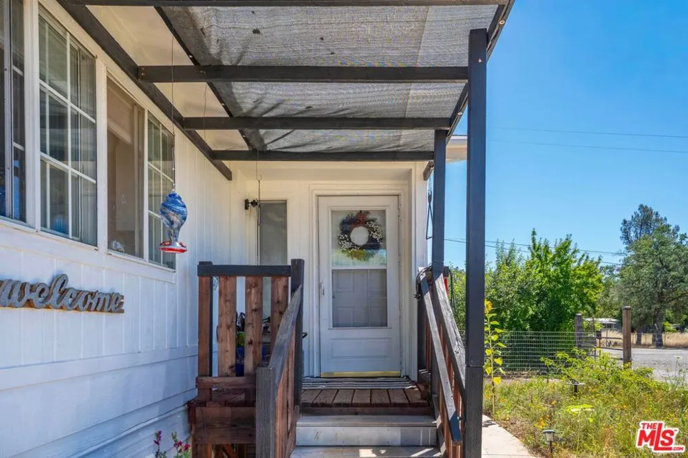 4916 Happy Valley Road Anderson, CA 96007