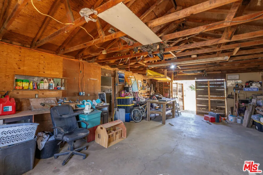 4916 Happy Valley Road Anderson, CA 96007