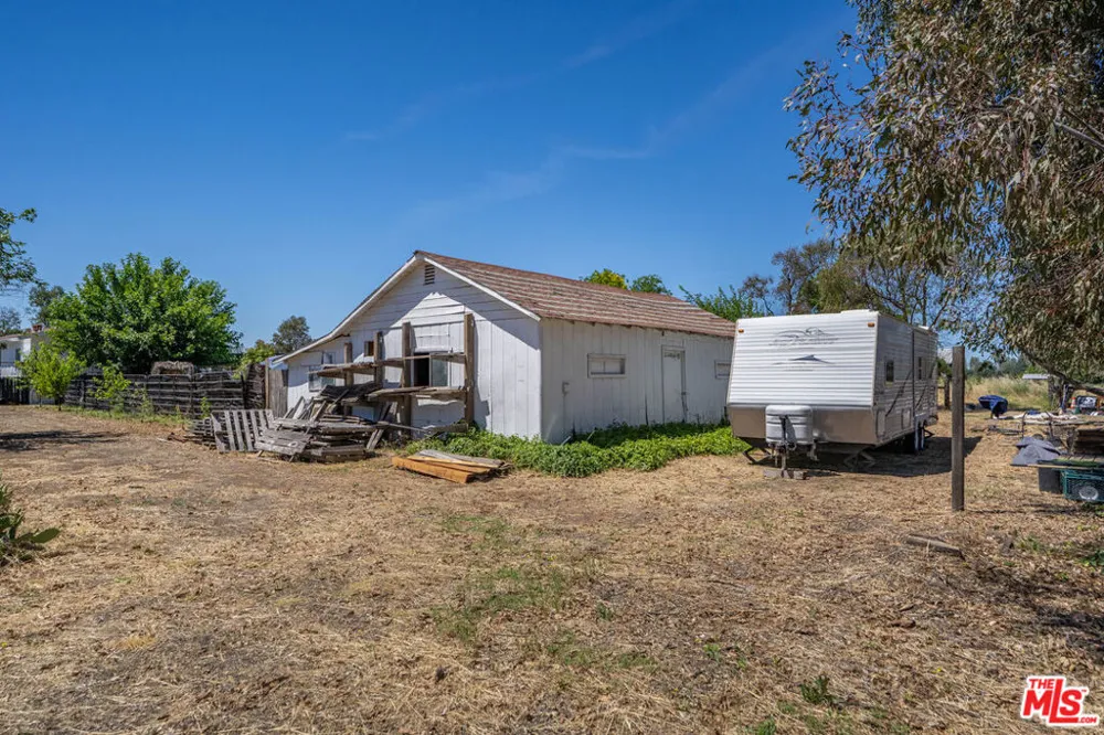 4916 Happy Valley Road Anderson, CA 96007