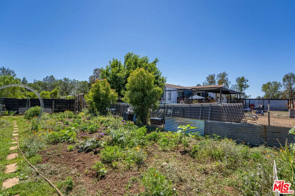4916 Happy Valley Road Anderson, CA 96007