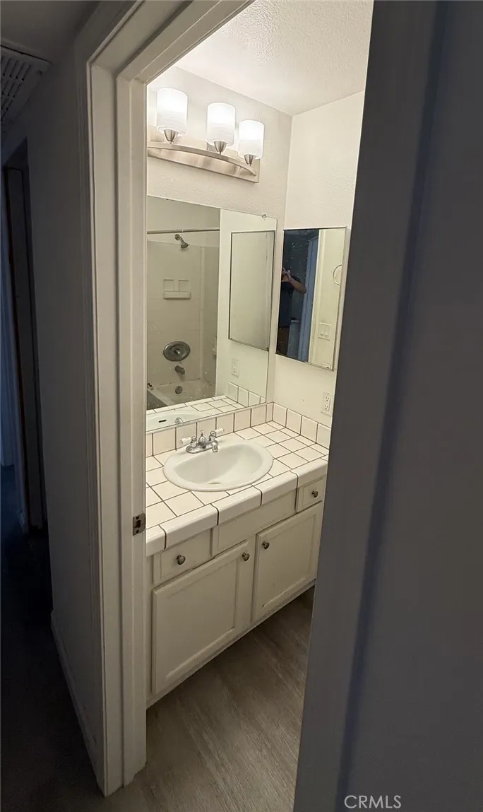 19855 Sandpiper Place #123 Newhall, CA 91321