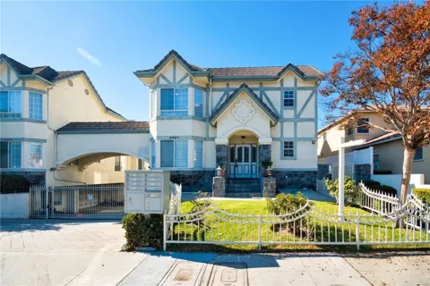 2427 S Baldwin #A