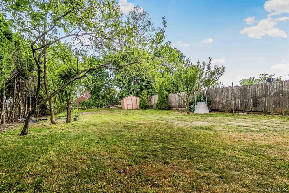 8 8th Street New Hyde Park, NY 11040