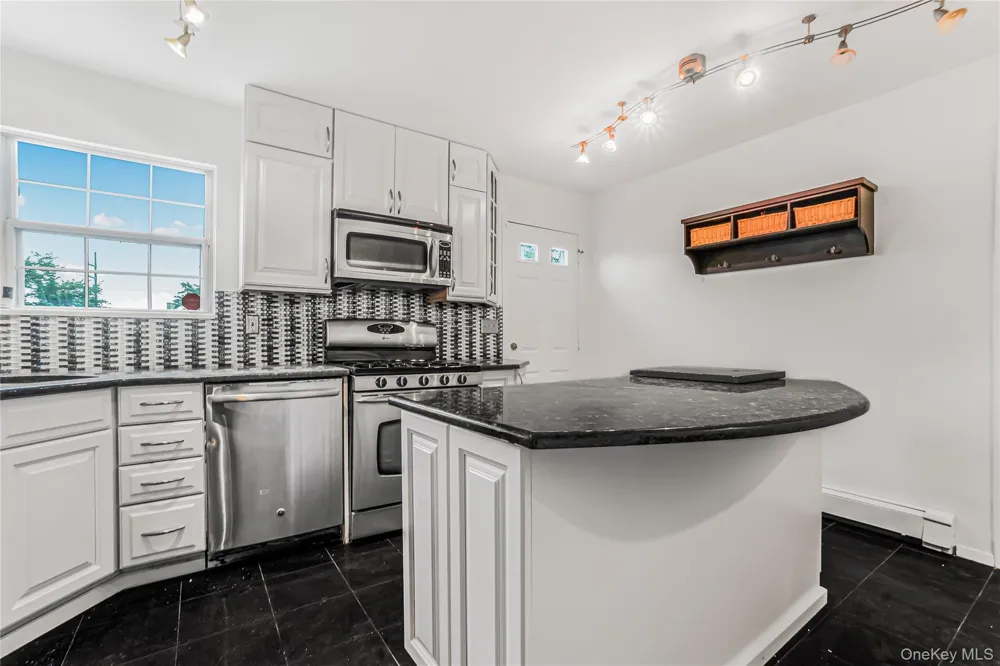 8 8th Street New Hyde Park, NY 11040