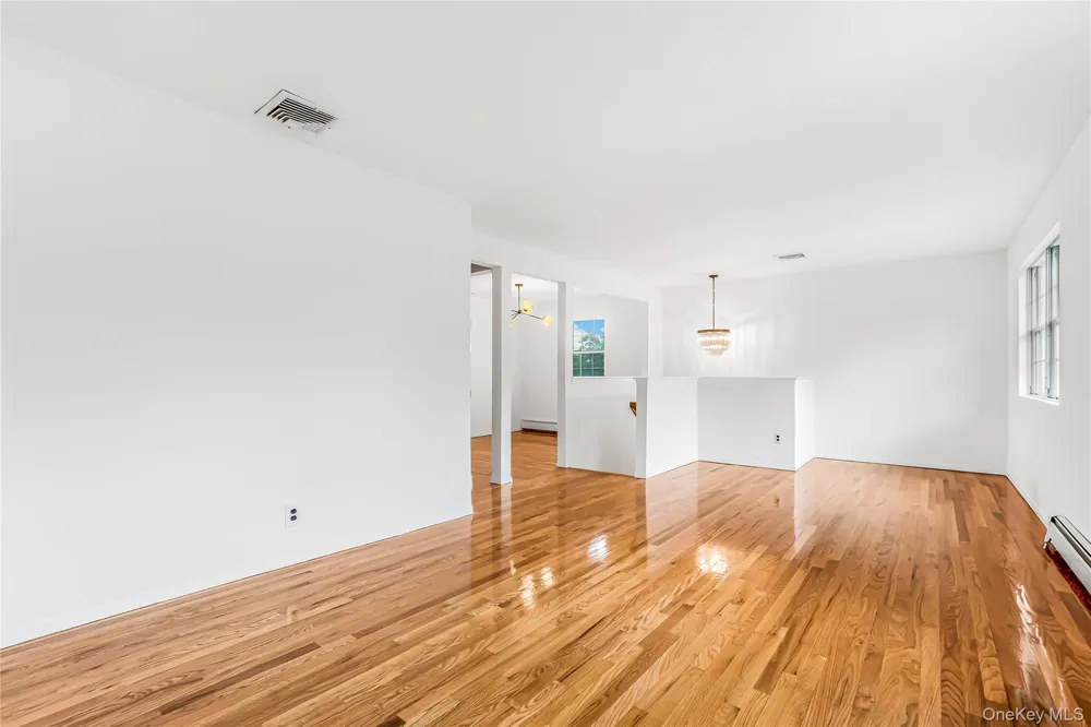 8 8th Street New Hyde Park, NY 11040