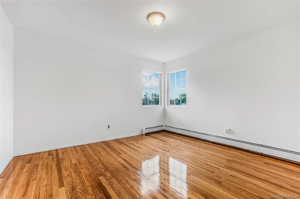 8 8th Street New Hyde Park, NY 11040