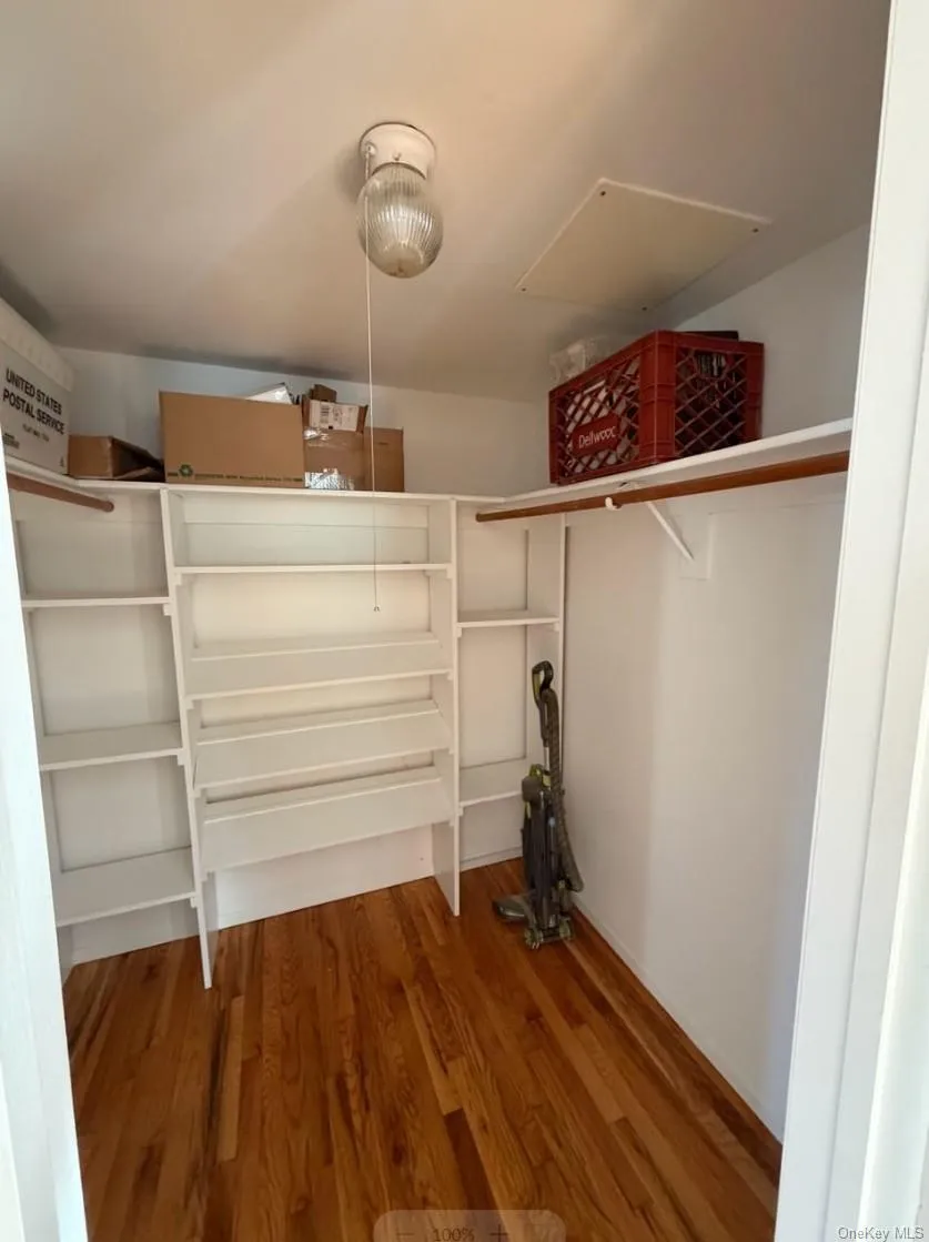 8 8th Street New Hyde Park, NY 11040