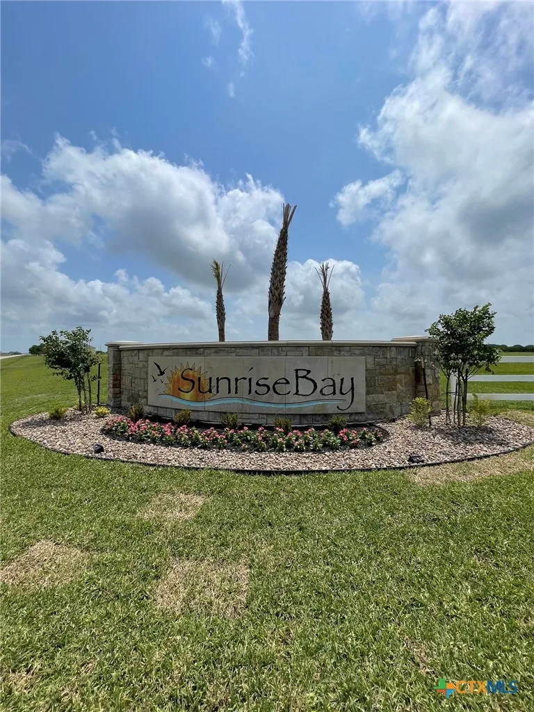 301 Beacon Drive Port Lavaca, TX 77979
