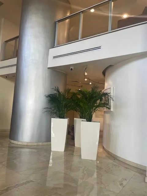 2080 S Ocean Drive #505 Hallandale Beach, FL 33009