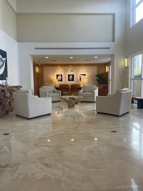 2080 S Ocean Drive #505 Hallandale Beach, FL 33009
