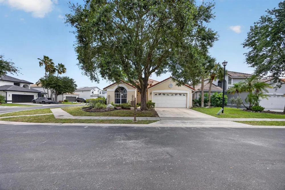 10870 Old Bridgeport Lane Boca Raton, FL 33498