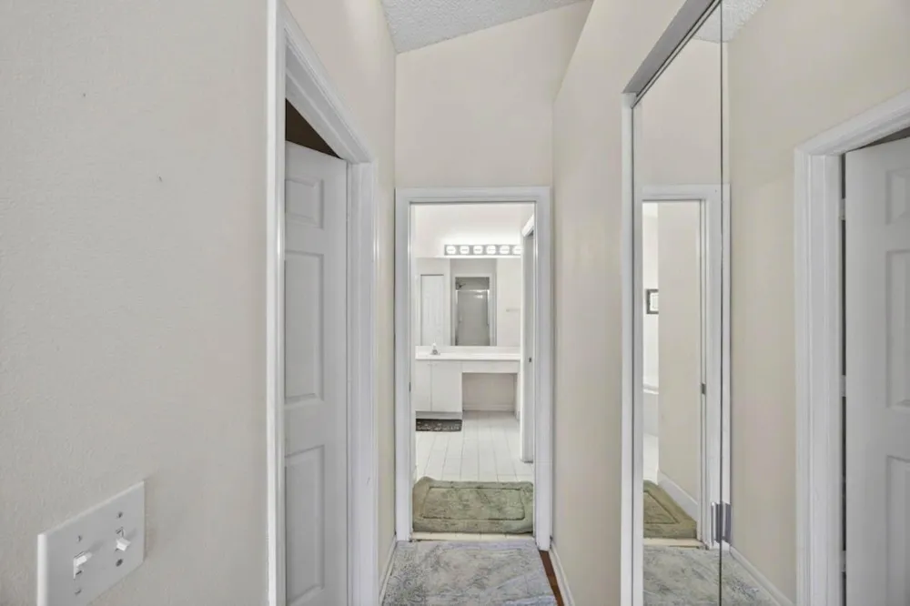 10870 Old Bridgeport Lane Boca Raton, FL 33498