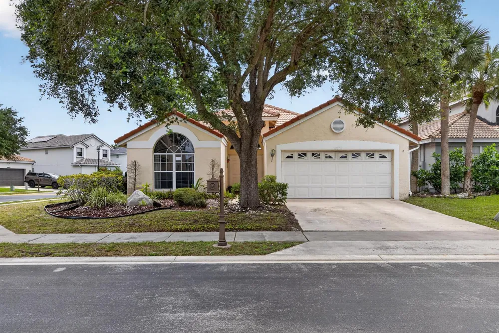 10870 Old Bridgeport Lane Boca Raton, FL 33498