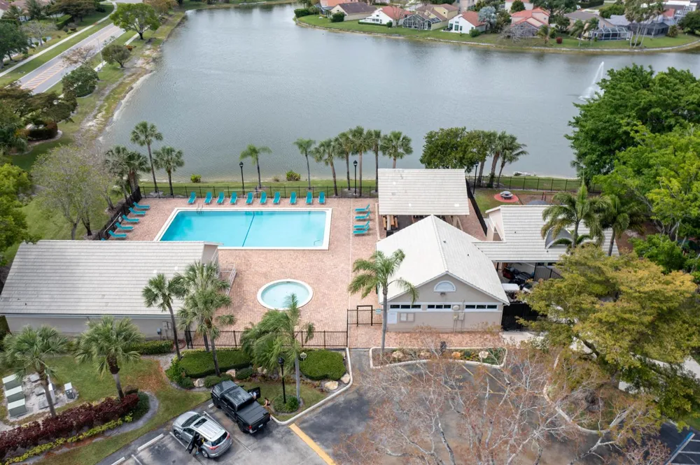 10870 Old Bridgeport Lane Boca Raton, FL 33498